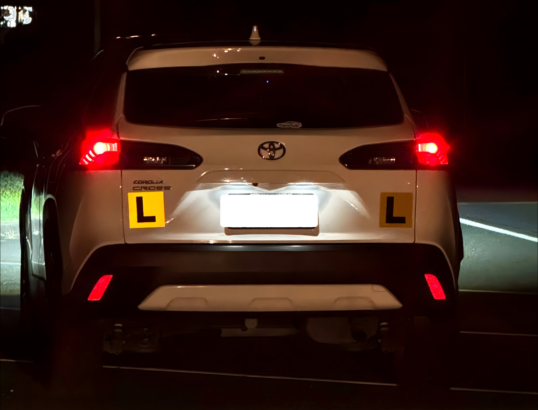 Reflective and non reflective Learner Plates